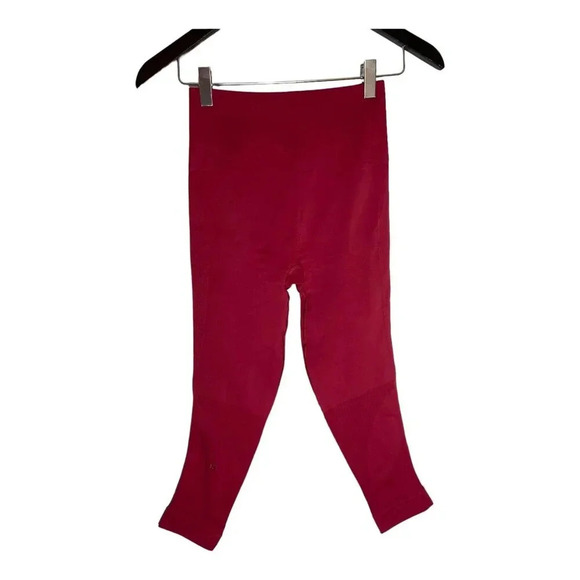 Lululemon Zone In Crop Cranberry Red Leggings-sz approx 4 - Picture 1 of 9